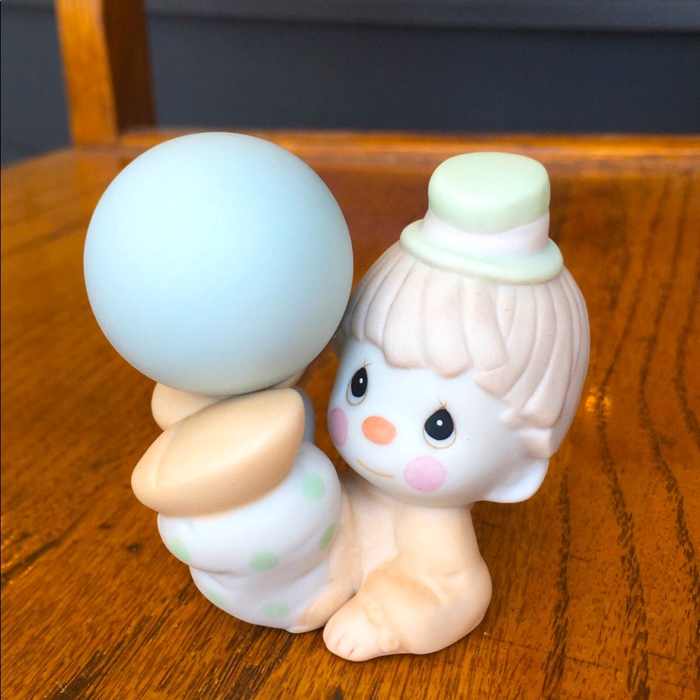 Precious Moments clown porcelain figurine sold in original box